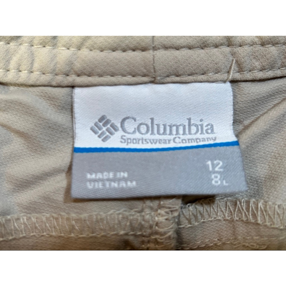 Women's Columbia Beige Hiking Cargo Shorts Size 12 - Picture 6 of 7